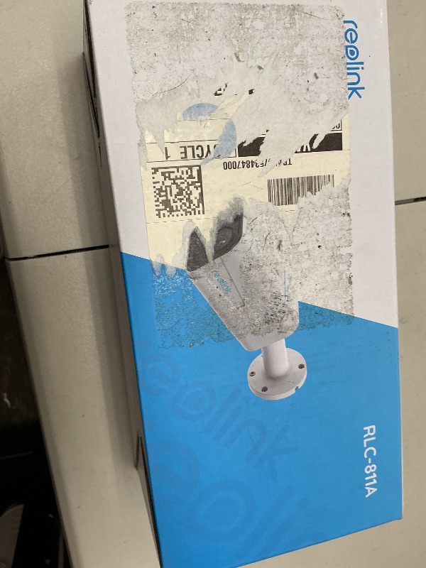 Photo 1 of REOLINK RLC-811A PoE IP Security Camera 4K - 123° FoV, 5X Optical Zoom for Outdoor Usage, 2.7mm Lens with Color Night Vision, Human/Vehicle/Pet Smart Detection, 2 Way Talk, Up to 256GB microSD Card