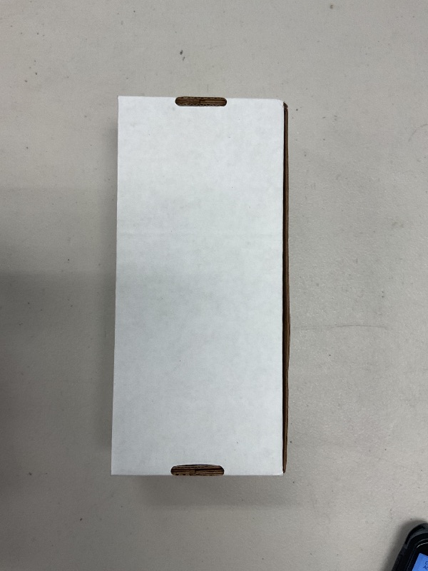 Photo 1 of Apple Watch SE (2nd Gen) (GPS + Cellular, 40mm) - Midnight Aluminum Case with Midnight Sport Band, M/L (Renewed)