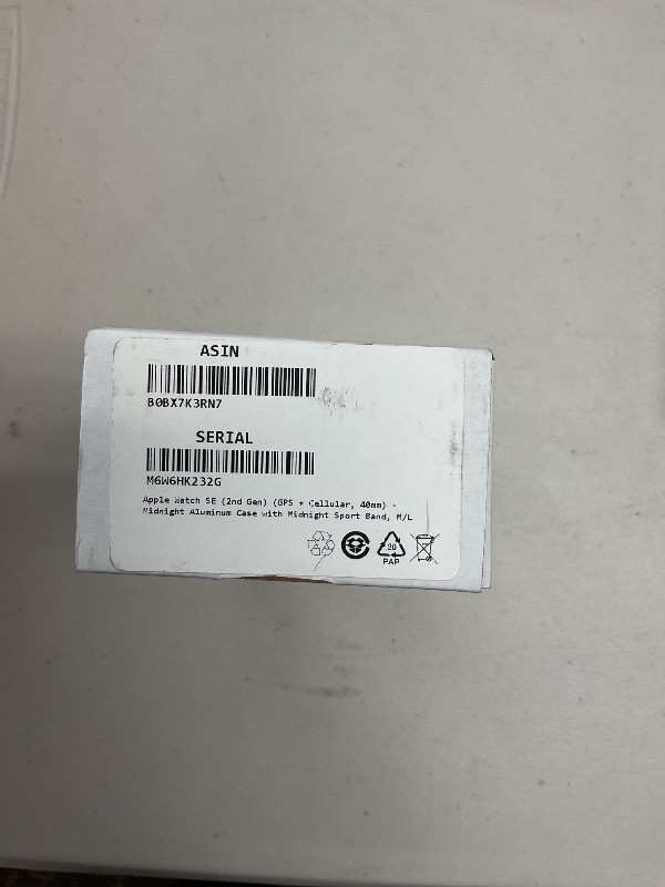 Photo 1 of Apple Watch SE (2nd Gen) (GPS + Cellular, 40mm) - Midnight Aluminum Case with Midnight Sport Band, M/L (Renewed)