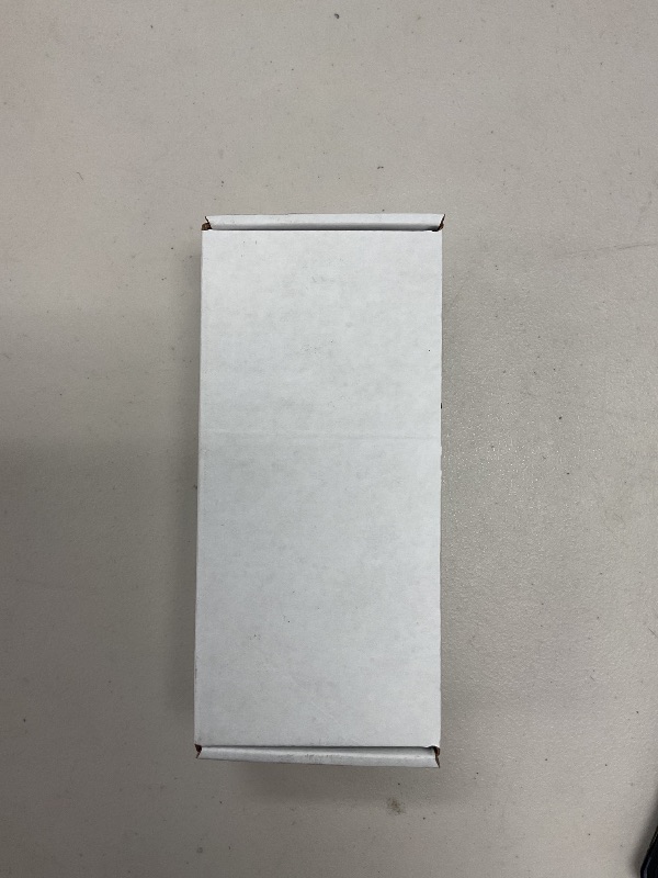 Photo 1 of Apple Watch SE (2nd Gen) (GPS + Cellular, 40mm) - Midnight Aluminum Case with Midnight Sport Band, M/L (Renewed)