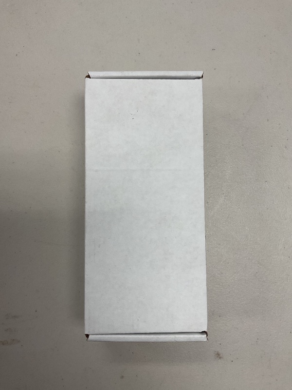 Photo 1 of Apple Watch SE (2nd Gen) (GPS + Cellular, 40mm) - Midnight Aluminum Case with Midnight Sport Band, M/L (Renewed)