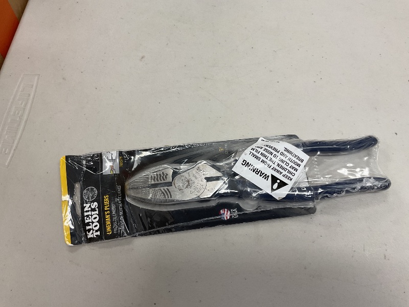 Photo 1 of PLIER 9" LINEMAN KLEIN