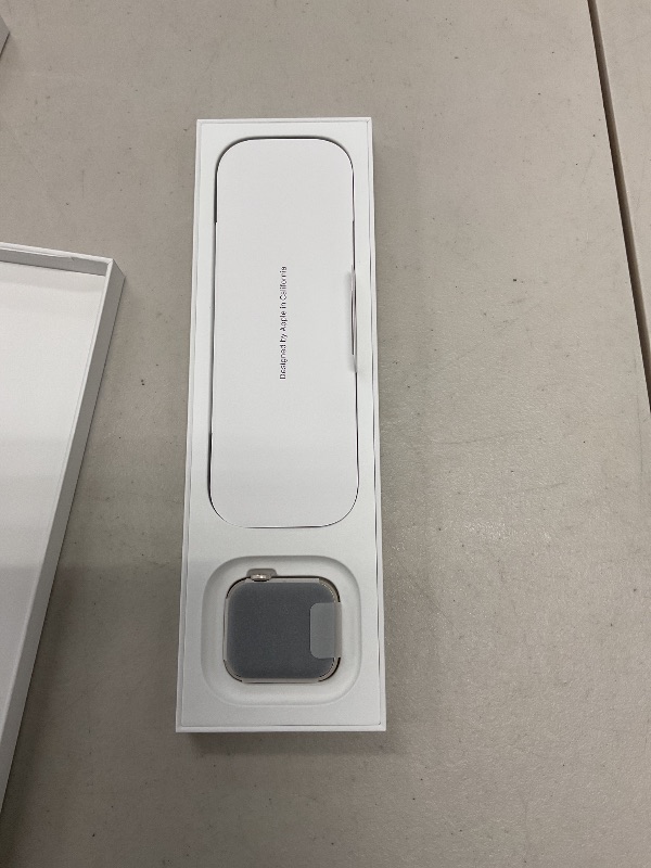 Photo 1 of Apple Watch SE (2nd Gen) [GPS 40mm] Smartwatch with Starlight Aluminum Case with Starlight Sport Band S/M. Fitness & Sleep Tracker, Crash Detection, Heart Rate Monitor