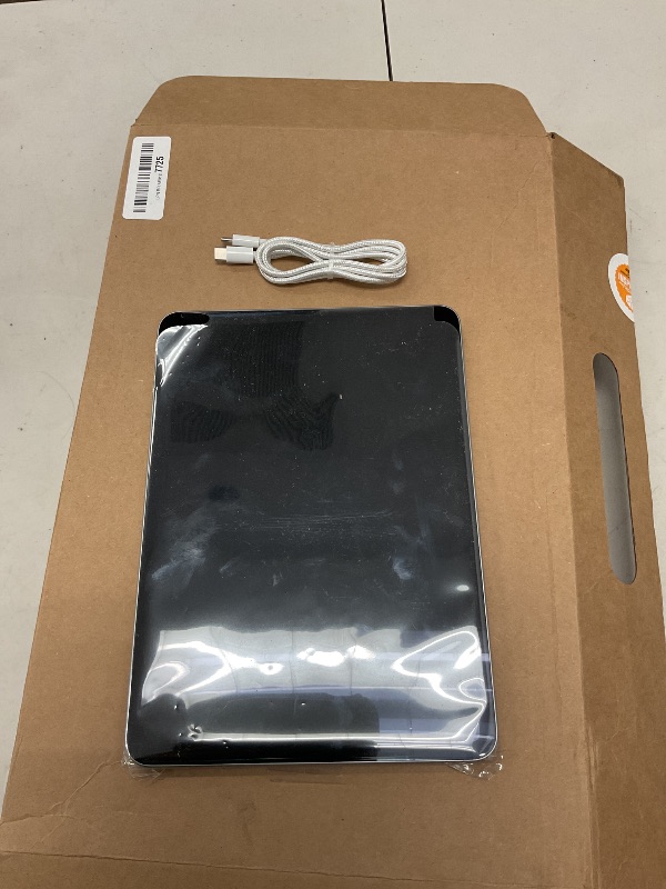Photo 1 of Apple iPad Pro 11-inch (4th Generation): with M2 chip, Liquid Retina Display, 256GB, Wi-Fi 6E, 12MP front/12MP and 10MP Back Cameras, Face ID, All-Day Battery Life – Space Gray