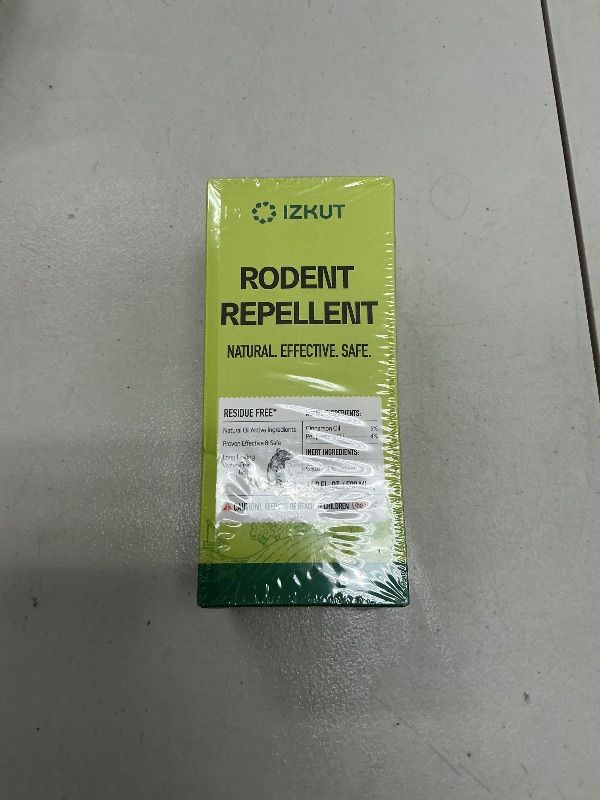 Photo 1 of Rodent Repellent Peppermint Oil Spray (16.9 Fl Oz (Pack of 1))