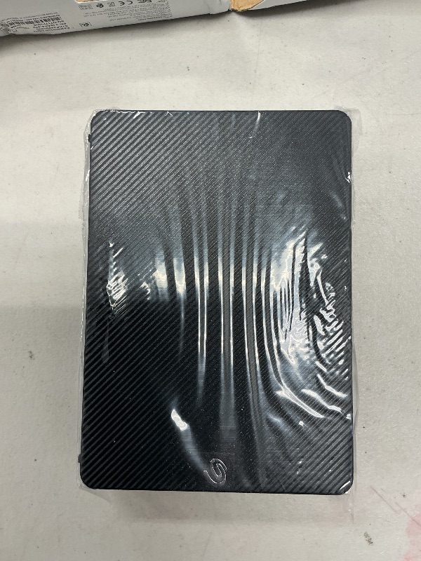 Photo 1 of Seagate Expansion 24TB External Hard Drive HDD (STKP24000400)
