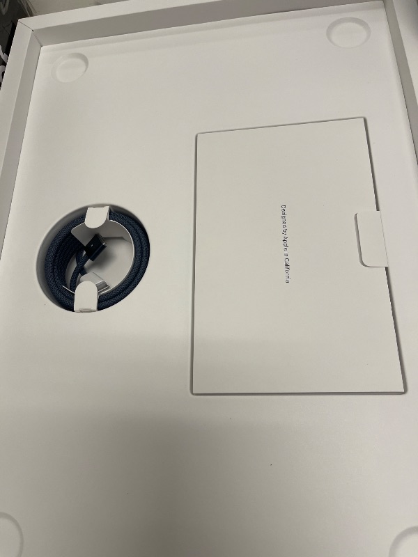 Photo 1 of Apple 2025 MacBook Air 15-inch Laptop with M4 chip: Built for Apple Intelligence, 15.3-inch Liquid Retina Display, 24GB Unified Memory, 512GB SSD Storage, 12MP Center Stage Camera, Touch ID; Midnight