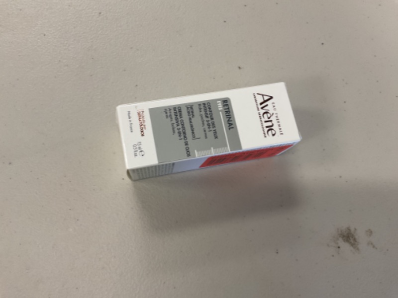 Photo 1 of Avene Retrinal EYES Advanced 3-In-1 Eye Cream, Retinal eye cream, Powered by Retinaldehyde & Hyaluronic Acid, Helps smooth wrinkles, minimizes under-eye puffiness and dark circles, Fragrance-Free