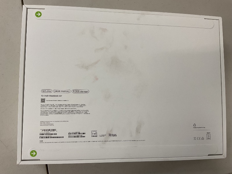 Photo 1 of Apple 2025 MacBook Air 15-inch Laptop with M4 chip: Built for Apple Intelligence, 15.3-inch Liquid Retina Display, 24GB Unified Memory, 512GB SSD Storage, 12MP Center Stage Camera, Touch ID; Starlight