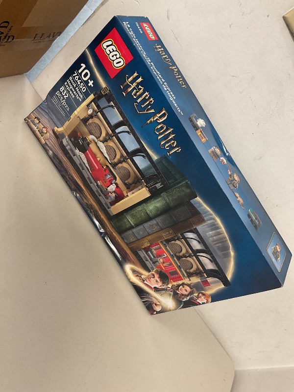 Photo 1 of LEGO Harry Potter Book Nook: Hogwarts Express - Kids Toy - DIY Kit and Pretend Play Building Set for Boys and Girls, 10+ - Includes Collectible Harry and Ron Minifigures - Birthday Gift Idea - 76450
