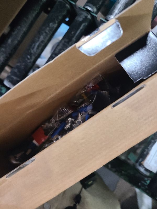 Photo 1 of Mould King Mini V8 Engine Kits That Runs, Build Your Own Visible Car Motor, Physical Science Experiment Models for Teens, Best STEM Toy Gifts for Kids and Adult 10171 (487 Pcs)