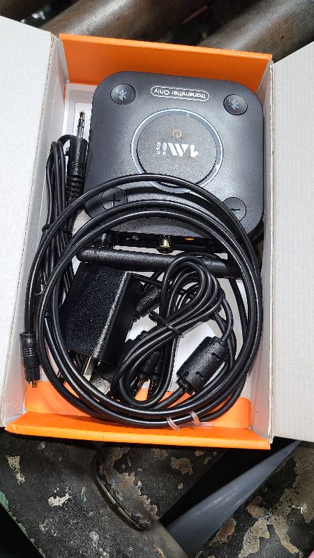 Photo 1 of 1Mii B06TX Bluetooth 5.2 Transmitter for TV to Wireless Headphone/Speaker, Bluetooth Adapter for TV w/Volume Control, AUX/RCA/Optical/Coaxial Audio Inputs, Plug n Play, aptX Low Latency & HD