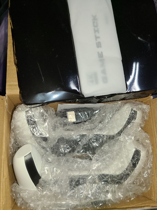 Photo 1 of 2025New Wireless Retro Game Console,40000+Games and 23 Emulators?Plug and play 4K HD HDMI TV Game Stick?with Dual 2.4G Wireless Controllers(128G) White