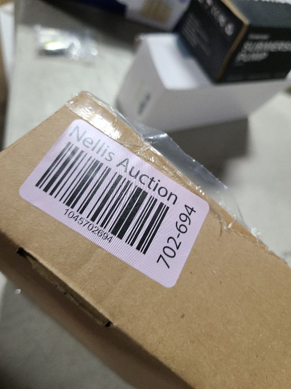 Photo 1 of 100% Frosted Matt Embroidery Machine Thread 52 Spools 40WT Each Spool 500M (550Y) for Brother Babylock Janome Singer Pfaff Husqvarna Bernina Embroidery and Sewing Machines-Made by New brothread