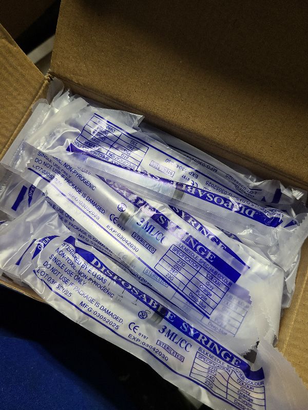 Photo 1 of 100 Pack Disposable 3ml/cc Lab Syringes with 23Ga 1 Inch Needle Luer Lock, Individually Sealed Packed