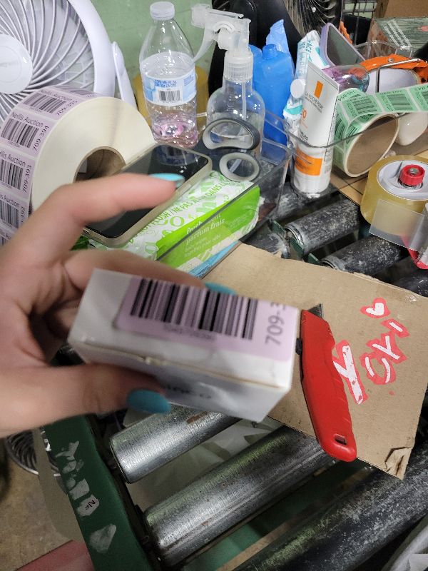 Photo 1 of 3000 Pcs Clear Stickers 0. 5 Inch Clear Circle Transparent Stickers for Sealing Round Adhesive Envelope Seals Wide Gloss Tape for Envelope Mail Small Business Products Packaging