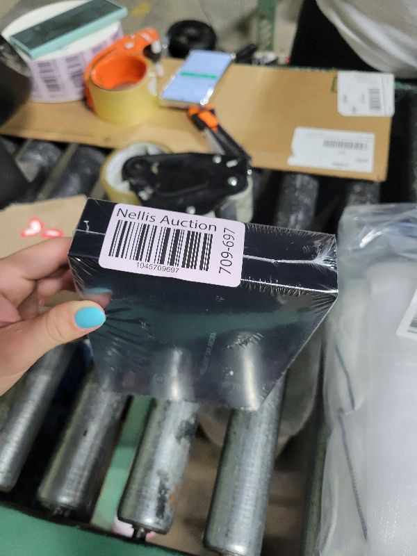 Photo 1 of Car Air Freshener Diffuser, Smart Car Air Freshener, Car Diffuser Air Freshener with Three Adjustable Modes, Aromatizante Para Carro with 3pcs Essential Oil, Car Fresheners Long Lasting