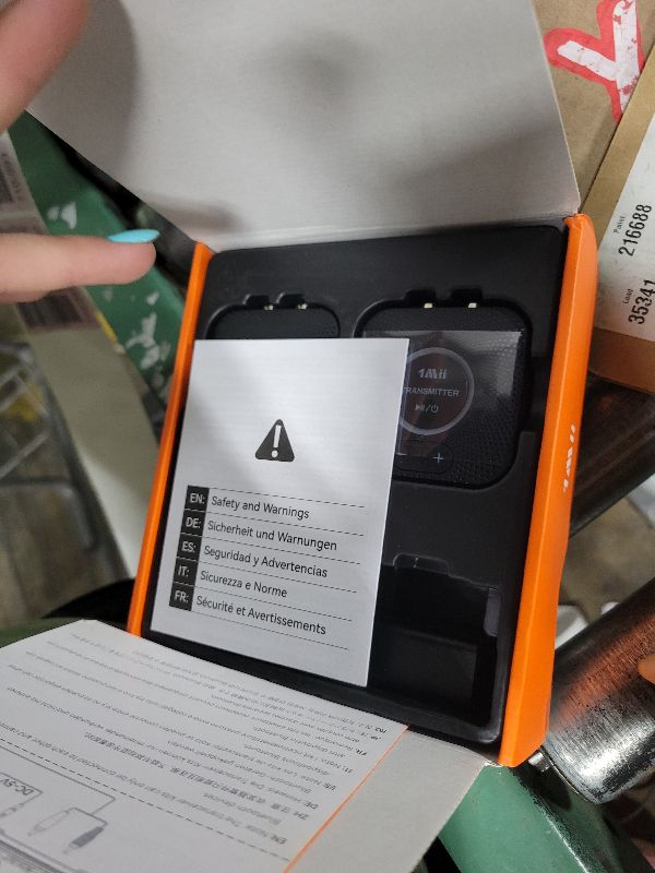Photo 1 of 1Mii 2.4GHz Wireless Audio Transmitter Receiver Set for TV, 260Ft/80M Long Range 25ms Low Latency with AUX RCA in/Out,Wireless Audio Adapter for TV PC Powered Speaker Amplifier Soundbar