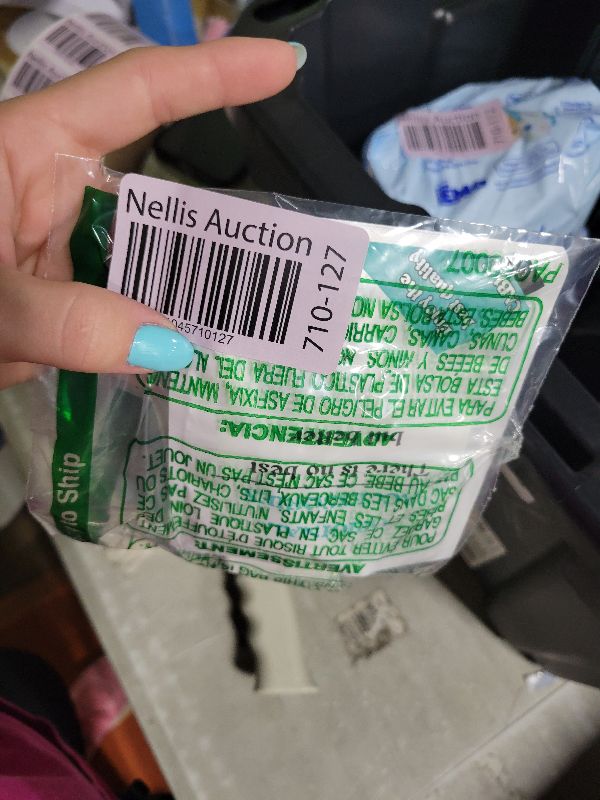 Photo 1 of Apple Lightning to HDMI Adapter, Digital AV Audio Dongle, 1080P Sync Screen Cable for iPhone, iPad, iPod to TV/Projector/Monitor, MFi Certified Video Converter