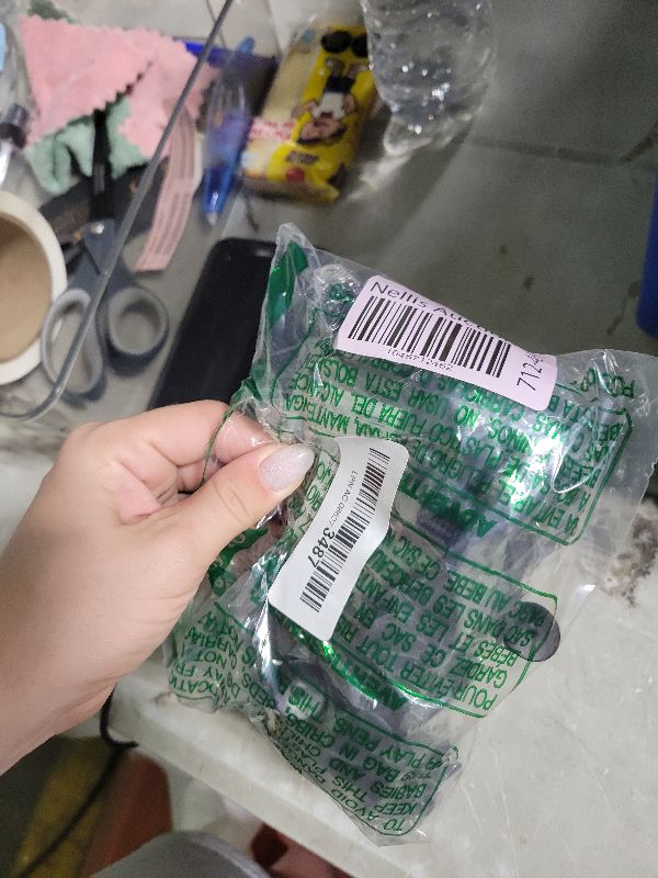 Photo 1 of 200PCS Car Plastic Trim Boot Rivets Push Clip Fastener, Car Fenders & Bumpers Shield Fastener Clips 6.4mm Hole Retainer Auto Body Clips, Car Rivets Retainers Screw Push Pins Bumper Clips