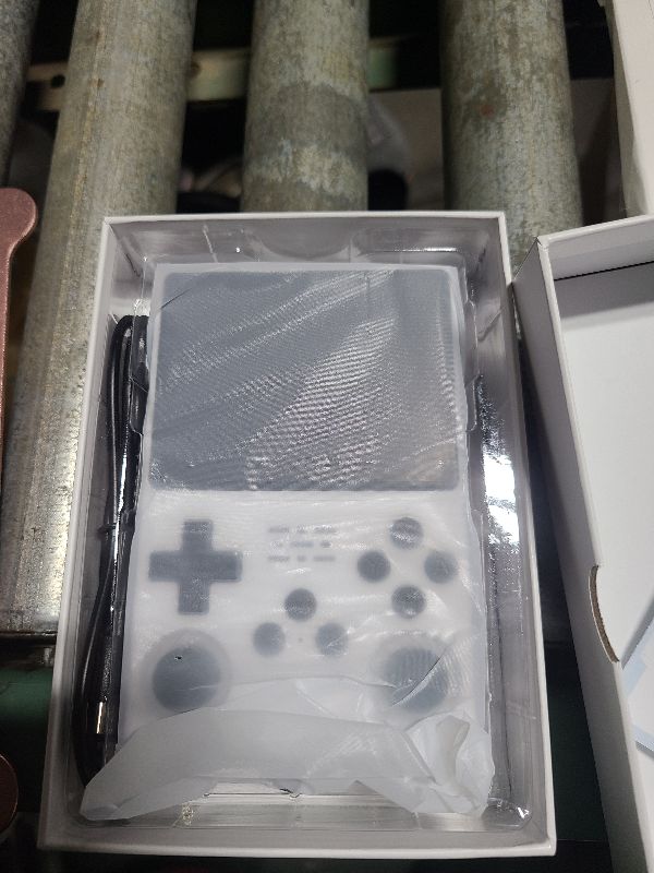 Photo 1 of ONYAERS R40S Pro Handheld Game Console | Portable Mini Retro Gaming Console Built-in 30,000 HD Video Games | 3.5 Inch IPS Screen | 20+ Classic Emulators | 256GB Memory Card