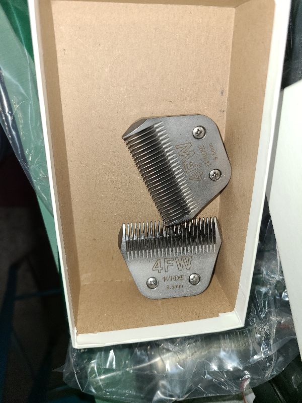 Photo 1 of 2pcs 4FW Wide Blades for Dog Grooming Blades Compatible with Andis,Oster A5,Wahl km10 Dog Clippers,Size-#4FW, 3/8-Inch Cut Length (9.5mm)(2pcs #4FW)