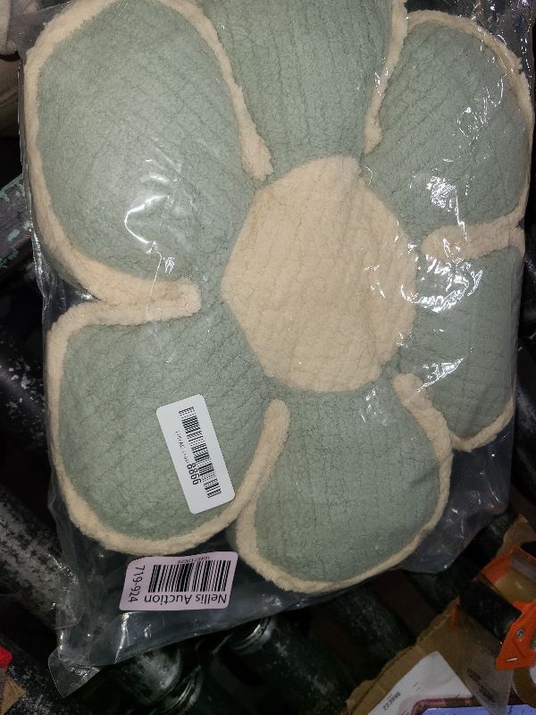 Photo 1 of  Flower Pillow, Daisy Pillow Flower Shaped Pillow Thickened Plush Pillow Cute Decorative Pillows Floor Cushions Flower Seat Cushion for Bedroom Sofa Living Room Chair (19.7" Blue)

