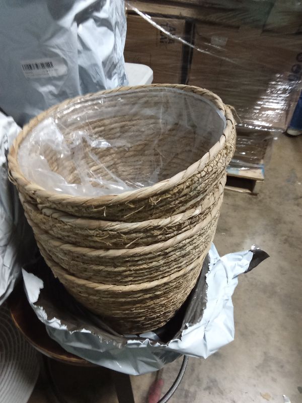 Photo 1 of 4 Pcs Large Premium Seagrass Planter Basket with Plastic Lining Natural Stylish Planter Baskets Indoor Outdoor Plants Woven Wicker Baskets for Plants Flower Pots Cover and Room Decor(10.2x7.5x7.5")