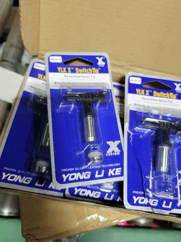 Photo 1 of 10 Pcs Spray Tips Reversible Spray Tip Airless Spray Nozzles for Airless Paint Spray Guns and Airless Sprayer Spraying Machine (109, 209, 211, 311, 315, 415, 417, 515, 517, 621)