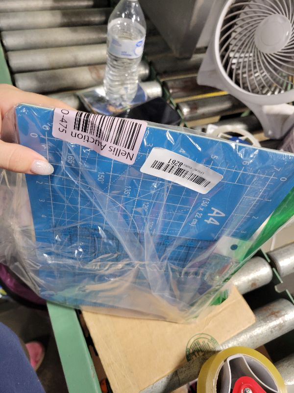 Photo 1 of 39 Pcs Rotary Cutter Set Blue - Quilting Kit incl. 45mm Fabric Cutter with 5 Extra Blades, A4 Cutting Mat, 2 Craft Knife Set, Quilting Ruler and Sewing Clips, Ideal for Crafting, Sewing, Patchworking