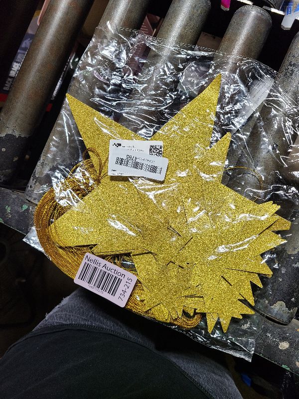 Photo 1 of 24pcs Gold Cardboard Stars Shining Cutouts Paper Stars Glitter Hanging Stars Decorations Confetti Cutouts Star Wall Decor 6/12/20/30cm & 50m Hanging Line for Valentine's Day Movie Night Party Decor