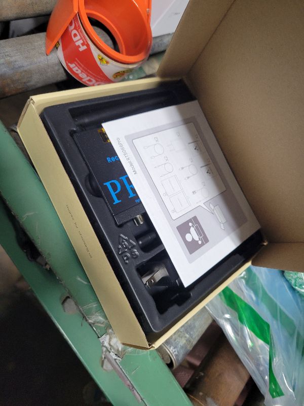 Photo 1 of 1Mii 2.4GHz Wireless Audio Transmitter and Receiver, HiFi Audio, 20ms Low Latency, 320ft Long Range Wireless Subwoofer Kit for Speaker/Stereo/Soundbar,Optical/Coaxial/3.5mm(RCA) Ports.
