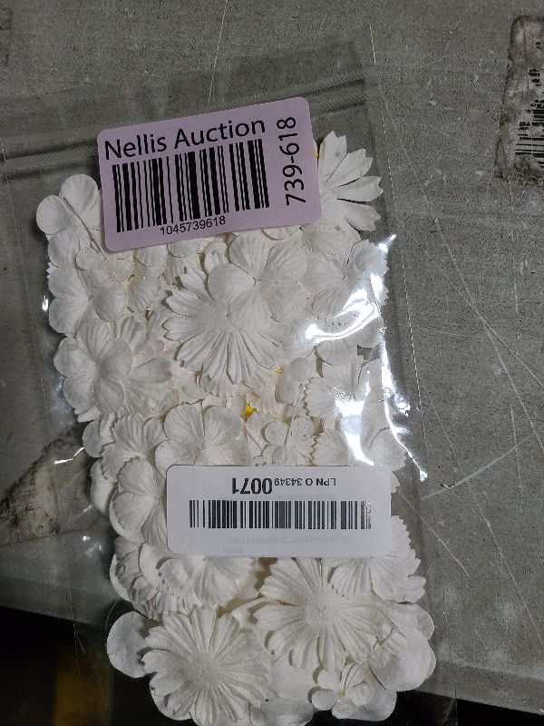 Photo 1 of 100 Pcs Handmade Mixed Flowers Mulberry Paper Flowers 18 mm - 1.5 Inch Scrapbooking Wedding DIY Craft Supplies Card. (Mixed Flowers White)