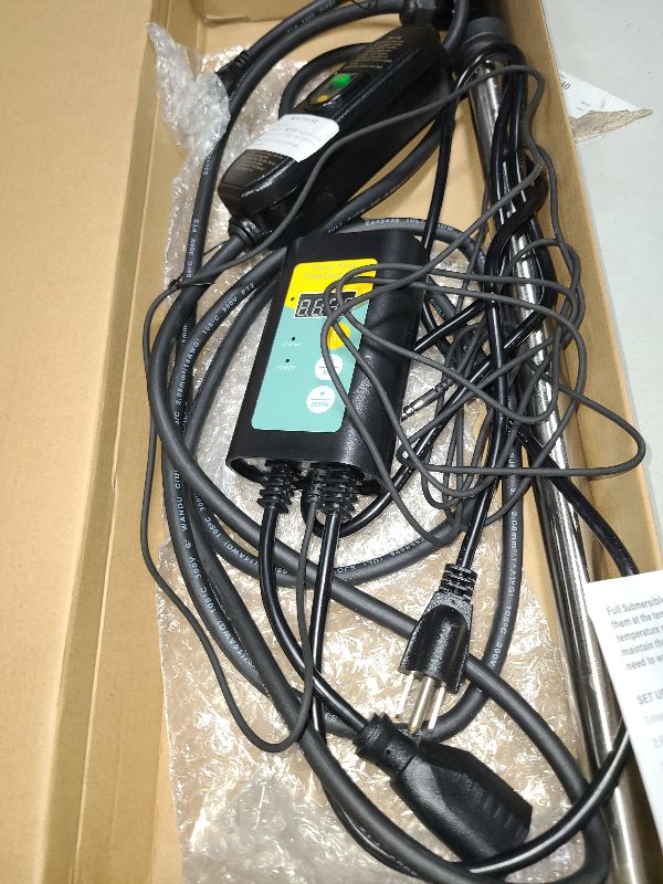 Photo 1 of 1800W Fully Submersible Portable Pool & Hot Tub Immersion Water Heater, Waterproof Electric Swimming Pool Heater with Thermostat & GFCI Leakage Protection, for Bathtubs, Baptistry, Bucket (GY)