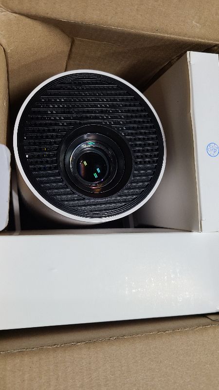 Photo 1 of ?Electric Focus?Magcubic Mini Projector 4K Support, Portable Projector with WiFi 6 and Bluetooth 5.4, Smart Proyector, 5W Soundbase Speaker, 180° Rotation for Home Theater HY300 Ultra