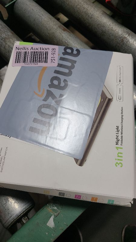 Photo 1 of 3 in 1 Foldable Charging Station for Apple Products,Fast Wireless Charger Travel Dock Adapter&Light for iPhone 16/15/14/13/12/11/X/XS,for iWatch 10/9/8/7/Ultra2/Ultra/SE,for AirPods 4/3/2/Pro/2(White)