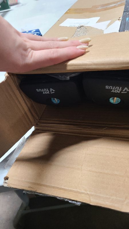 Photo 1 of JOYTUTUS Lockable Roof Rack Cross Bars Compatible with Chevy Chevrolet Traverse 2022-2025 Aluminum Anti-Rust Crossbars for Roof Cargo Carrier Bag Kayak Canoe Bike Luggage Snowboard, Black