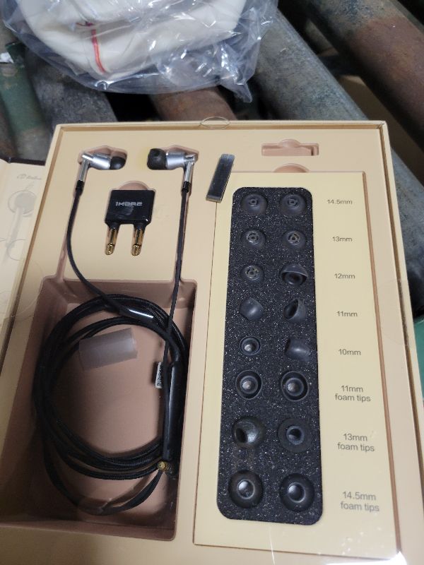 Photo 1 of 1MORE Triple Driver in-Ear Headphones with Microphone