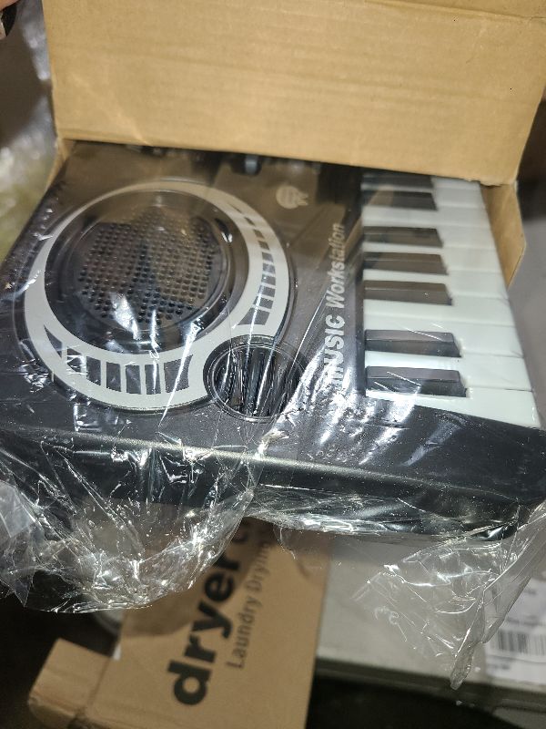 Photo 1 of 61 Key Piano Keyboard