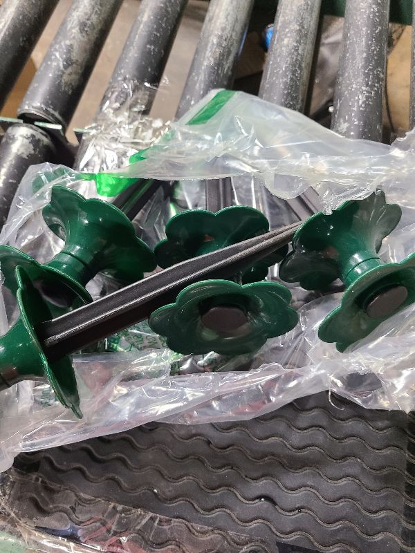 Photo 1 of 4Pcs Hose Guide Stakes for Garden - Durable PVC Watering Pipe Wheels for Effective Plant Care Easy Installation 9 84