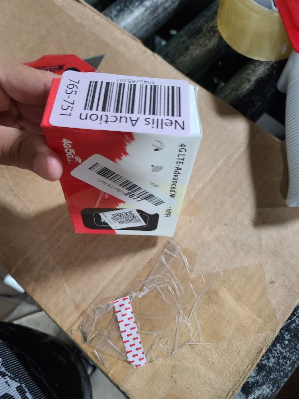 Photo 1 of Portable Travel, 4G LTE Router with SIM Card Slot 150Mbps Hotspot Routers for Car Users Business Travelers, Support 10 Users Sharing