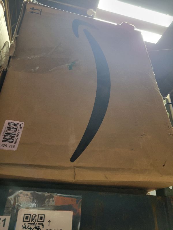 Photo 1 of Muddy Rolling Swivel Hunting Blind Chair