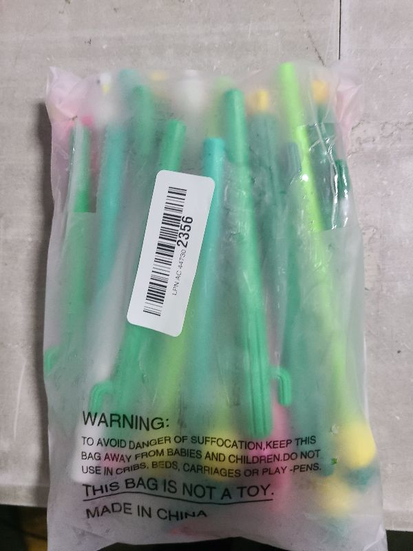 Photo 1 of 30Pcs Hawaiian Luau Ballpoint Pens, 0.5 mm Black Gel Ink Pen, Cute Flamingo Watermelon Cactus Lemon Fruit Pen for Kids Student and School Office Supplies