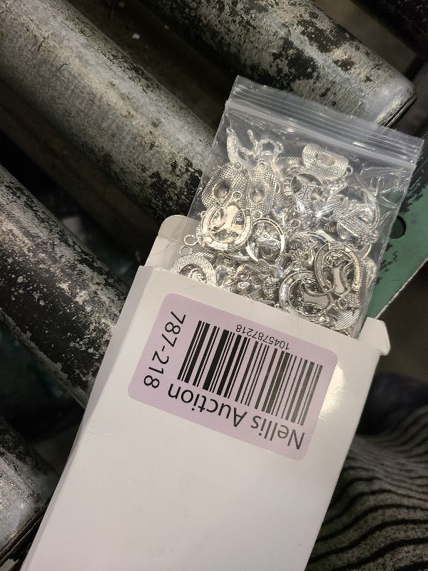 Photo 1 of 100 Pieces Western Cowboy Charms for Jewelry Making Alloy Antique Silver Cowboy Boot Hat Horse Cactus Horse Western Pendant Cowgirl Charms for Bracelet Necklace, 10 Styles
