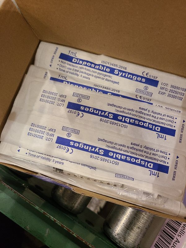 Photo 1 of 50 Pcs 1ml Syringes with Caps Oral Dispenser Individually Sterile Warpped for Medicine Dropper, Colostrum Collect Feeding Pets, Liquid