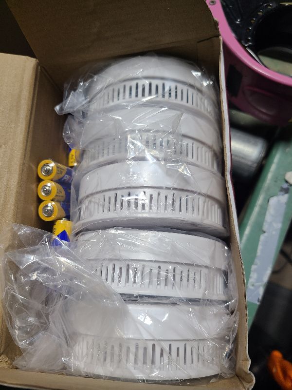 Photo 1 of 5 Packs,  Combination CO Alarm,2-in-1 Detection, CO Detector,Smoke Detector,Battery Powered CO Alarm with LEDs,Digital Display,Test Button,Low Battery Warning,85db Alarm,Flexible Installation