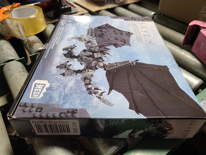 Photo 1 of ?MEGA Skyrim Action Figures Building Toys, Alduin The World Eater with 619 Pieces, with 1 Dragonborn Figure, for Collectors