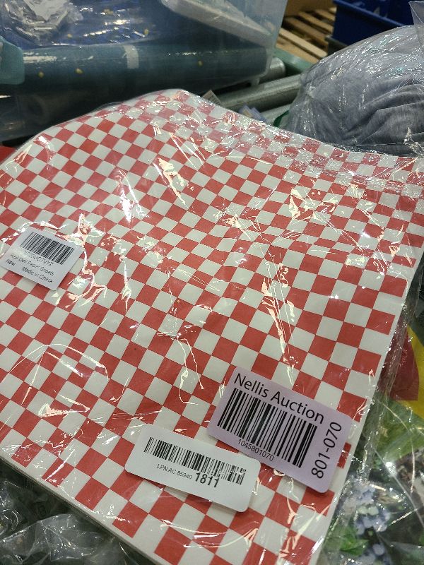 Photo 1 of 100pcs Deli Paper Sheets 12x12", Premium Food Basket Liners, Grease Resistant Wax Paper Sheets for Food, Classic Checkered Sandwich Wrapping Paper for Party, Festival and Outdoors, JIRNGLA