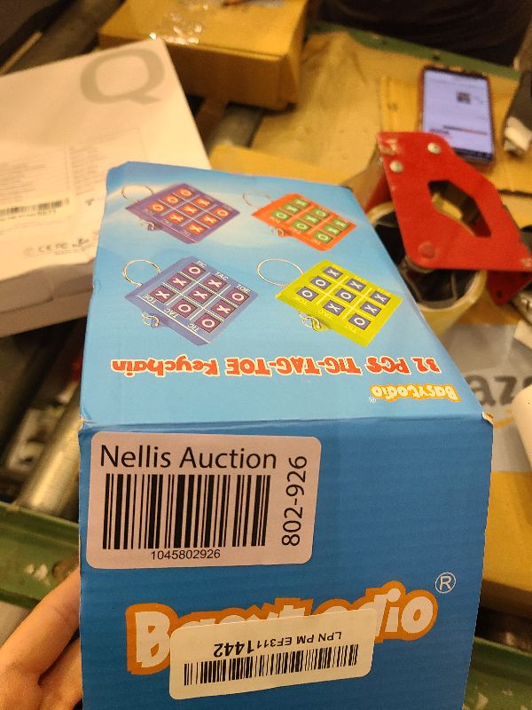 Photo 1 of 32 Pcs Tic Tac Toe Game Keychains Party Favor for Kids 4-8 8-12 Goodie Bags Stuffers Boys Girls Teen Birthday Return Gifts School Classroom Treasure Chest Carnival Prize Box Toys Pinata Fillers Bulk