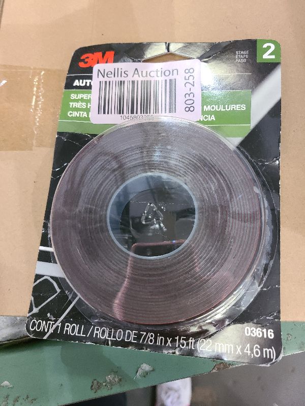 Photo 1 of 3M Super-Strength Molding Tape, 03616, 7/8 in x 15 ft, 1 Roll